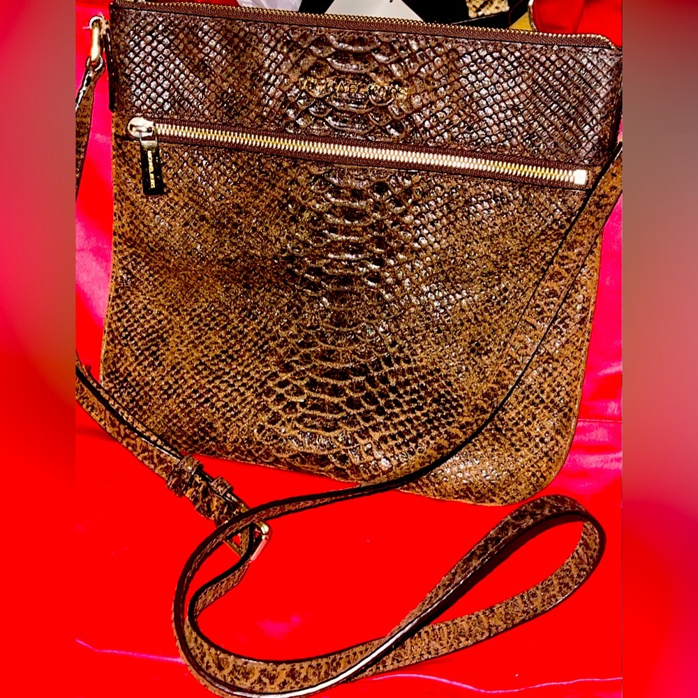 Michael Kors Brown Snake Skin Leather Medium Crossbody. EUC
